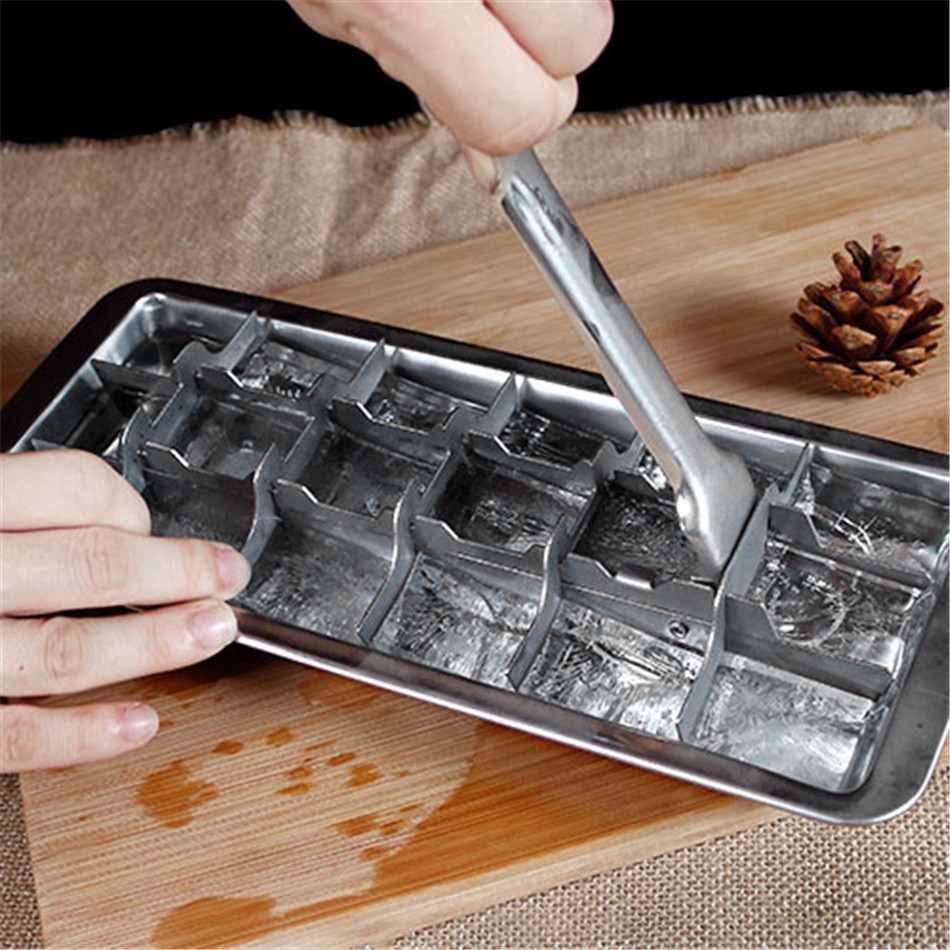 Metal Ice Cube Tray with Easy Release Lever