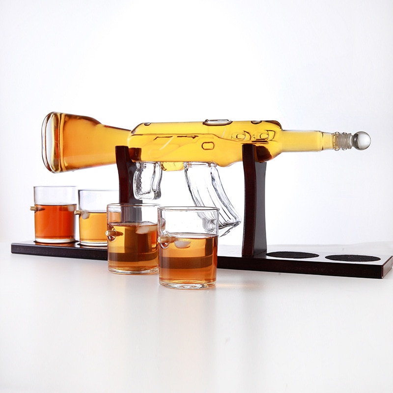 AK47 Gun Decanter Pistol Shape Wine Bottle Drinks Set Four Shots Glasses And One Shot With Whiskey Gun Decanter Drinks Set