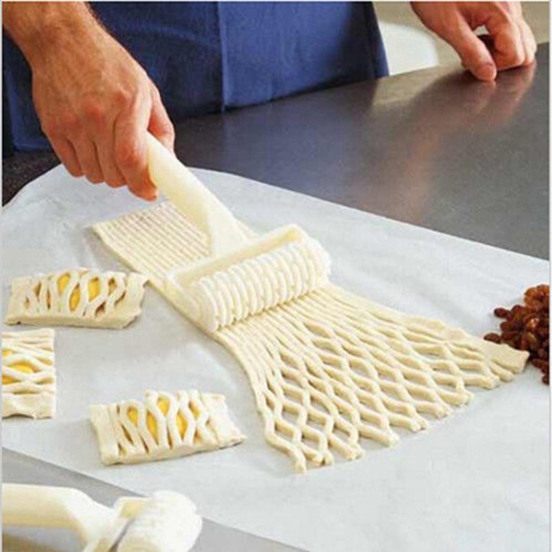 Pie Crust Cutter Plastic Roller