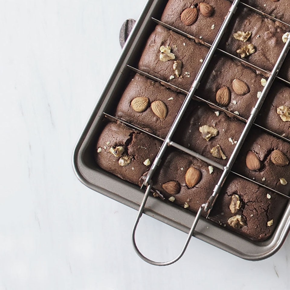 18 Grid All Edge Brownie Pan