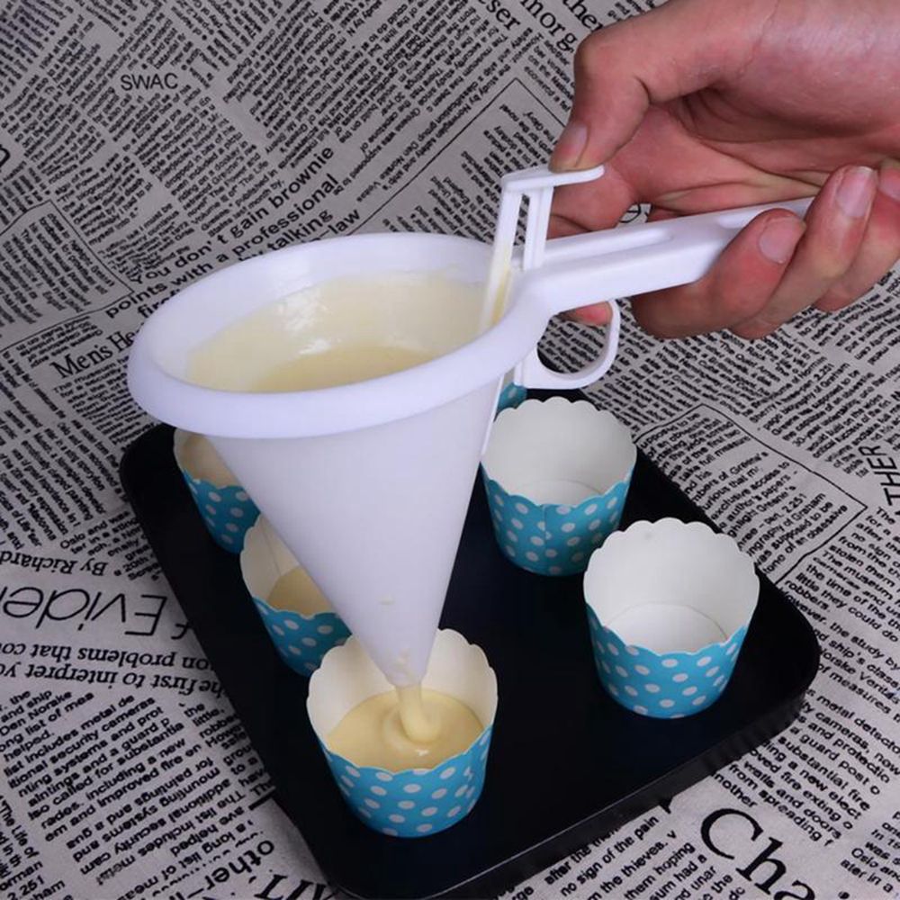 Universal Controlled Dispensing Plastic Funnel